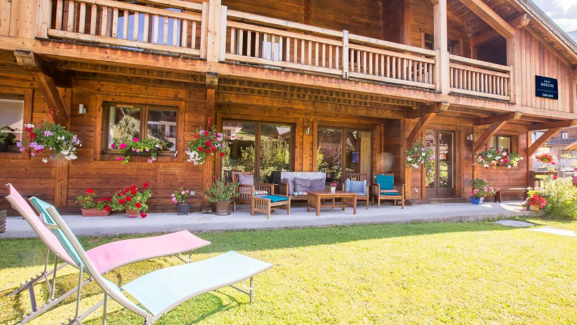 Simply Morzine - Chalet Central