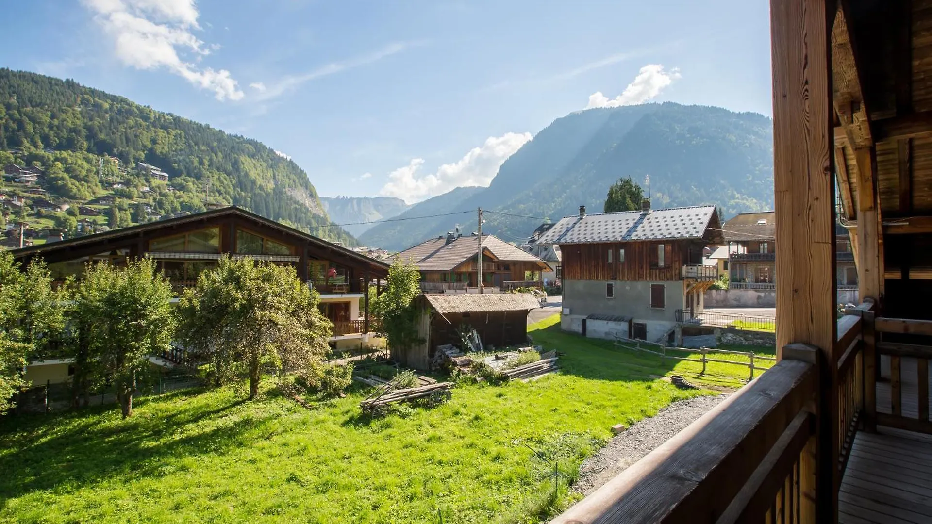 Simply Morzine - Chalet Central 0*,