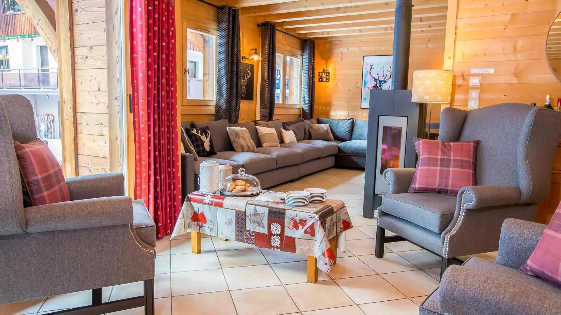 Simply Morzine - Chalet Central 0*,