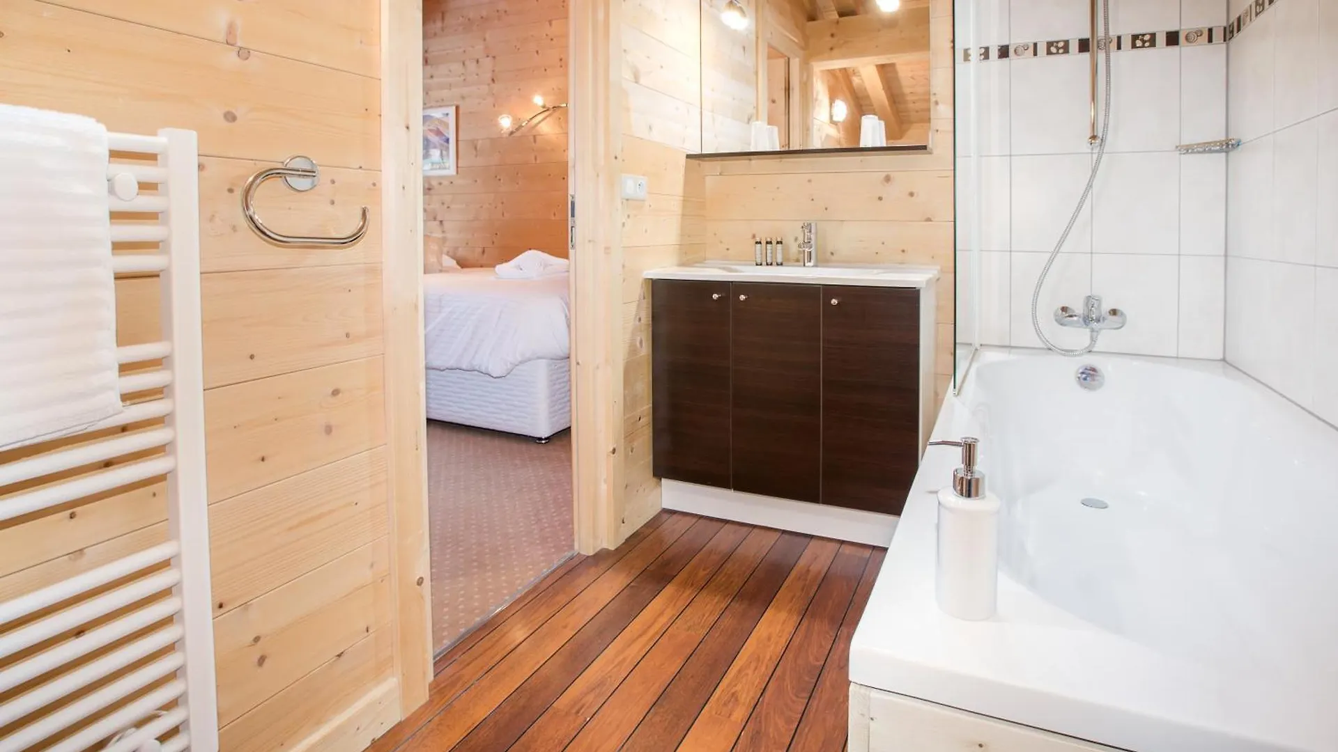 Simply Morzine - Chalet Central